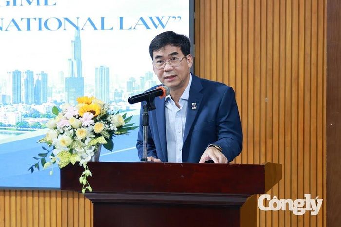 TS. Lê Trường Sơn, Bí thư Đảng ủy, Hiệu trưởng Trường Đại học Luật TP. Hồ Chí Minh phát biểu khai mạc hội thảo