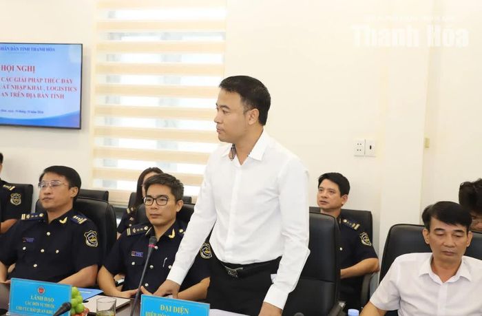 Lãnh đạo Hiệp hội Doanh nghiệp tỉnh phát biểu tại hội nghị.