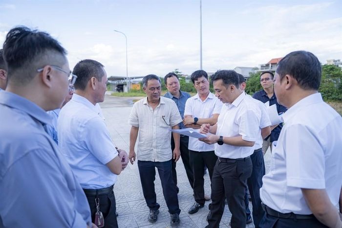 Phó Chủ tịch UBND thành phố Huế Trần Hữu Thùy Giang đã đi kiểm tra tình hình triển khai một số dự án đầu tư công trên địa bàn thành phố. Ảnh: UBND TP Huế