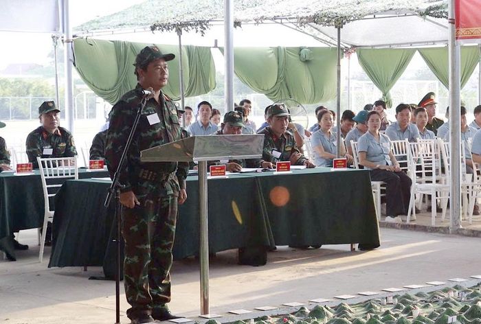  Diễn tập ban chỉ huy quân sự cấp xã thông qua kế hoạch chiến đấu phòng thủ tại sa bàn. 