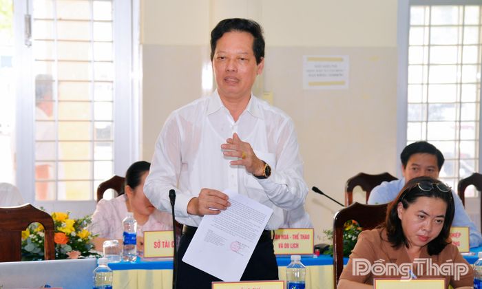 Đồng chí Nguyễn Thành Diệu, Phó Chủ tịch UBND tỉnh, làm rõ và giải đáp các kiến nghị của địa phương tại buổi làm việc.