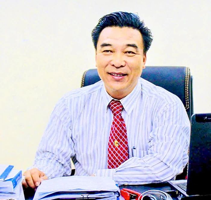 Nhà báo Đoàn Minh Long.