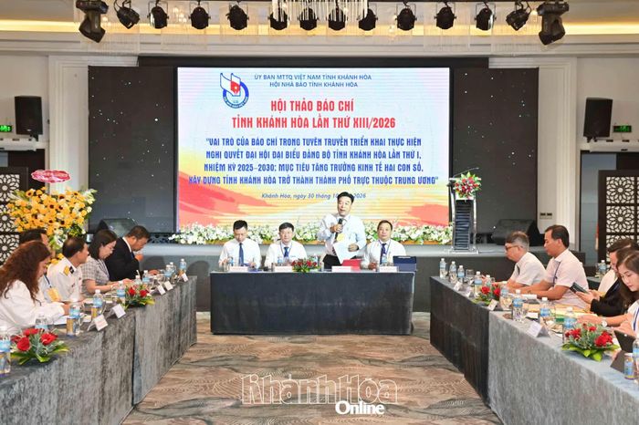 Quang cảnh hội thảo.
