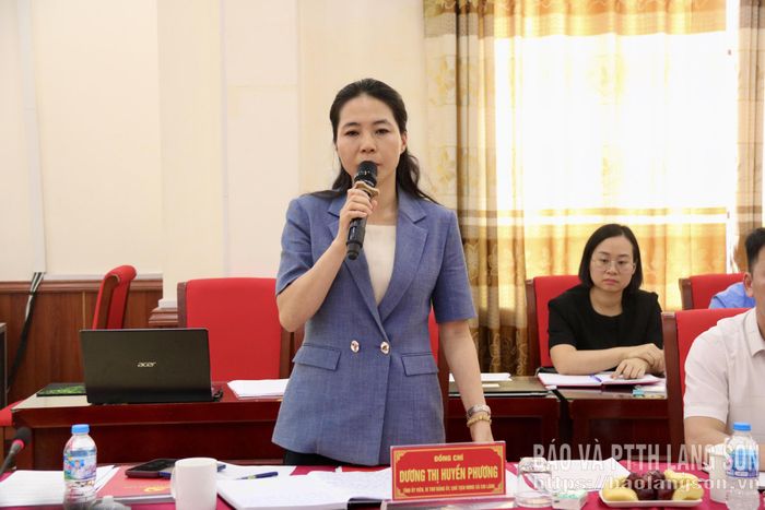 Lãnh đạo xã Chi Lăng phát biểu tại buổi làm việc