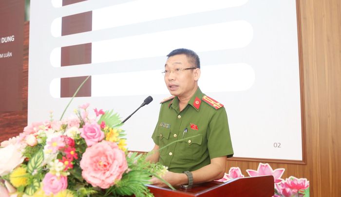 Đại diện Công an tỉnh Thanh Hóa tham luận tại hội thảo