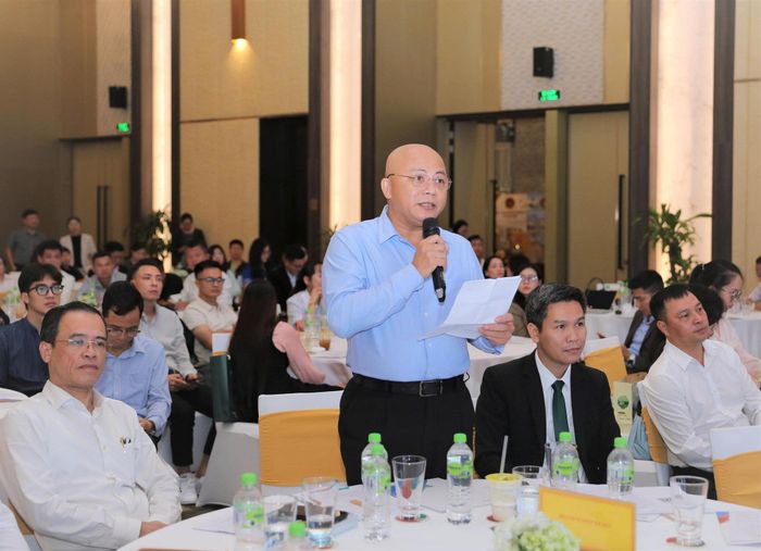 Đại diện doanh nghiệp trao đổi các giải pháp kết nối thị trường, thúc đẩy hợp tác đầu tư giữa tỉnh Thanh Hóa và Lâm Đồng