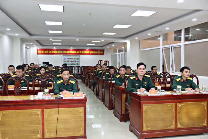 Quang cảnh hội nghị tại điểm cầu Bộ Chỉ huy Quân sự tỉnh Lâm Đồng. (Ảnh: Chính Thành)