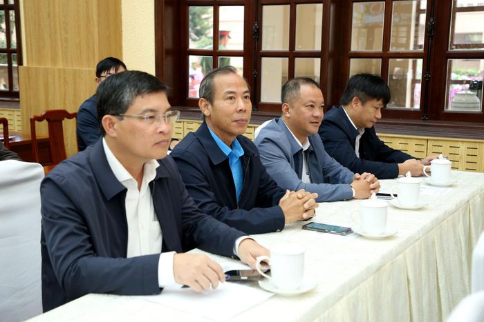 Các đại biểu tham dự tại hội trường Tỉnh ủy