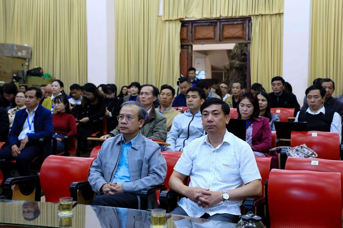 Cán bộ, viên chức Báo và PTTH Lâm Đồng tham dự hội nghị tại điểm cầu phường Xuân Hương - Đà Lạt