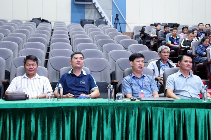 Lãnh đạo và cán bộ, viên chức Báo và PTTH Lâm Đồng dự và theo dõi hội nghị tại điểm cầu phường Bắc Gia Nghĩa. (Ảnh: Dương Phong)