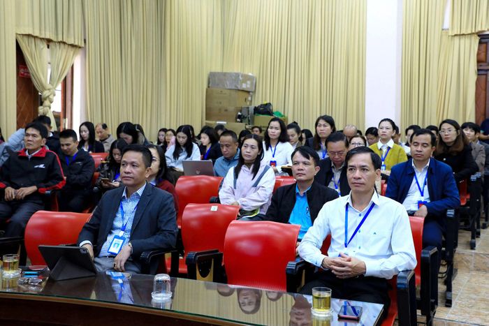 Lãnh đạo Báo và PTTH Lâm Đồng cùng cán bộ, viên chức tham dự hội nghị tại điểm cầu phường Xuân Hương - Đà Lạt