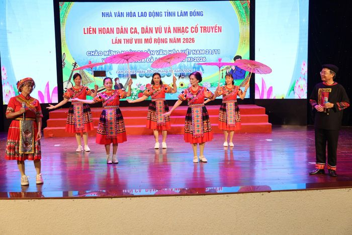 Các tiết mục biểu diễn tại liên hoan