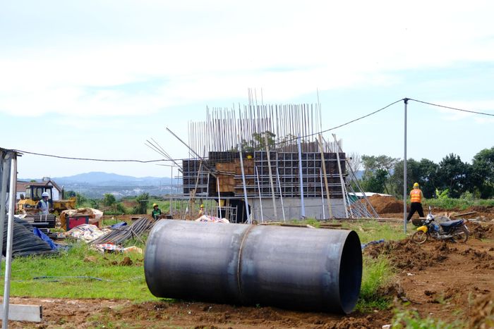 Tại vị trí nút giao Phú Hội, nhà thầu triển khai thi công cũng chưa thật sự quyết liệt, bảo đảm tiến độ yêu cầu đề ra