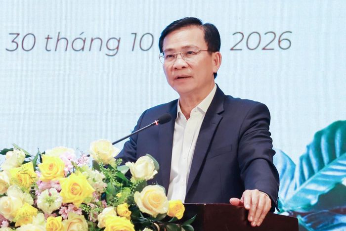 Ủy viên Ban Chấp hành Trung ương Đảng, Phó Bí thư Tỉnh ủy, Chủ tịch UBND tỉnh Hồ Văn Mười yêu cầu Hội Người sản xuất cà phê bền vững tỉnh Lâm Đồng định hướng tầm nhìn, giúp nông dân thay đổi nhận thức về giá trị bền vững từ cây cà phê