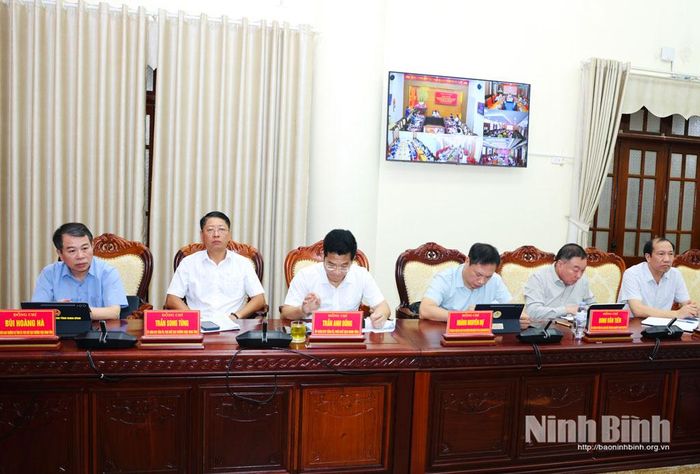 Các đại biểu dự hội nghị.