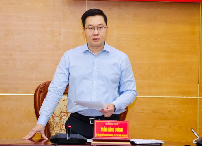 Đồng chí Phó Bí thư Thường trực Tỉnh ủy Trần Đăng Quỳnh phát biểu kết luận hội nghị.