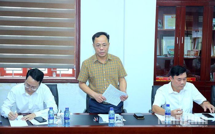 Lãnh đạo Sở Nông nghiệp và Môi trường phát biểu tại hội nghị.