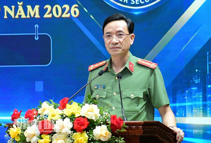 Đại tá Mai Đại Trưng, Phó Giám đốc Công an tỉnh, Trưởng Ban Tổ chức diễn tập Công an tỉnh phát biểu bế mạc diễn tập.