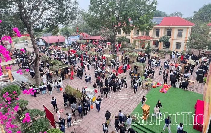 Trung tâm Giáo dục nghề nghiệp - Giáo dục thường xuyên Yên Lạc quan tâm tổ chức các hoạt động trải nghiệm, góp phần giúp học sinh phát huy tinh thần chủ động, sáng tạo và kỹ năng thực hành.