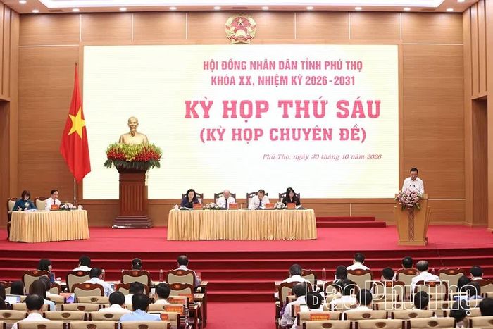 Quang cảnh kỳ họp.