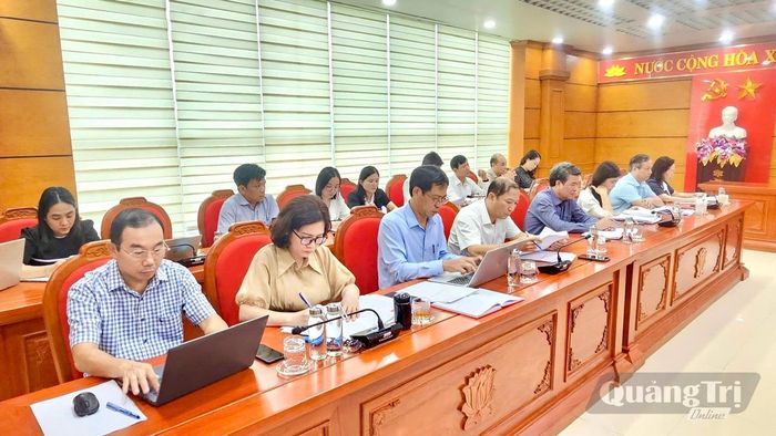 Các đại biểu tham dự buổi làm việc - Ảnh: P.K