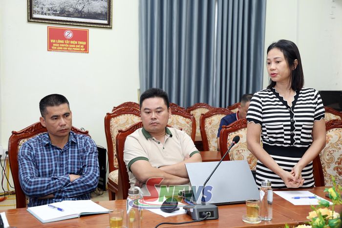 Đại diện Khu đô thị kiểu mẫu phường Thảo Nguyên phát biểu tại cuộc làm việc.