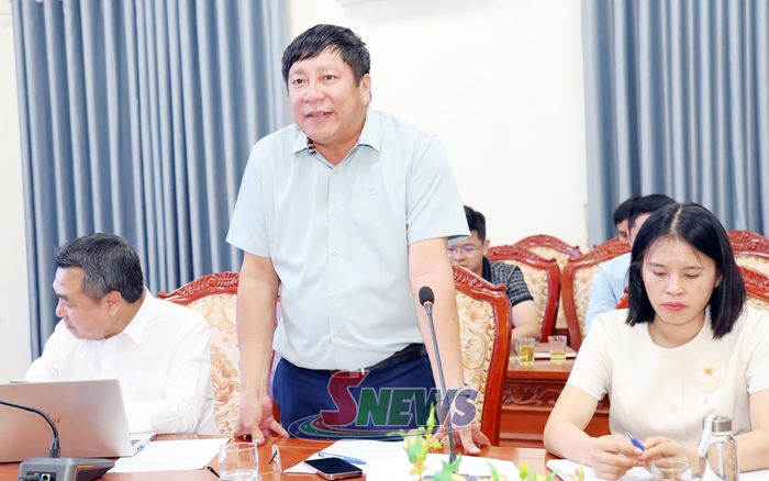 Lãnh đạo xã Vân Hồ phát biểu tại cuộc làm việc.