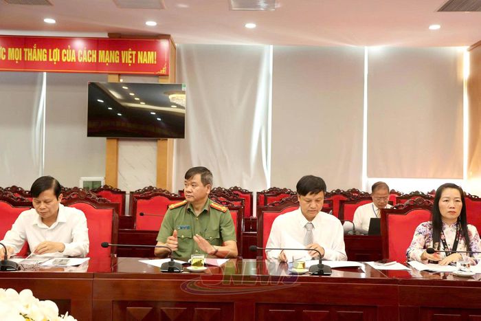 Các đại biểu tham dự hội nghị.