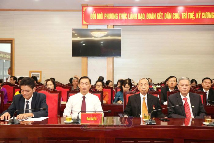 Các đại biểu tham dự hội nghị.