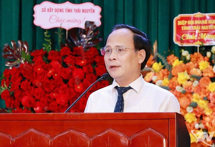 Đồng chí Phó Chủ tịch Thường trực UBND tỉnh Nguyễn Linh phát biểu tại buổi Lễ.