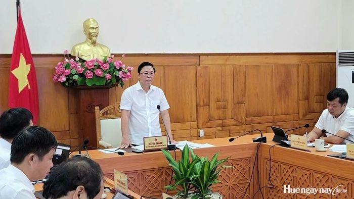 Chủ tịch UBND thành phố Lê Trí Thanh yêu cầu các sở, ngành, địa phương tập trung tháo gỡ các vướng mắc để hoàn thành mục tiêu, nhiệm vụ theo Nghị quyết 57.