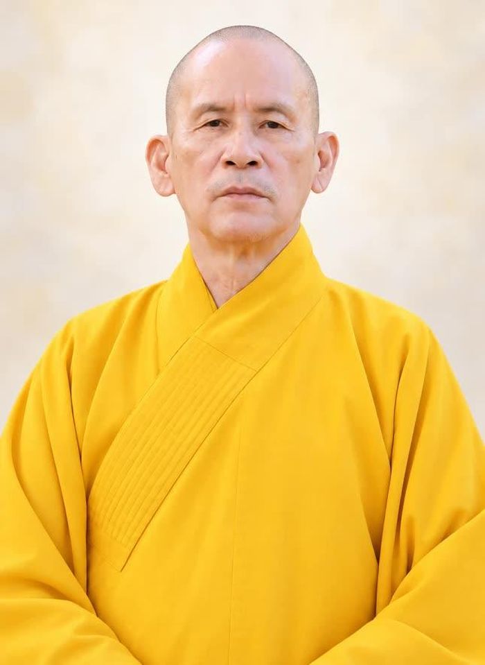 Hòa thượng Thích Thiện Thống, Phó Chủ tịch Hội đồng Trị sự, Phó Trưởng ban kiêm Chánh Thư ký Ban Tăng sự Trung ương GHPGVN