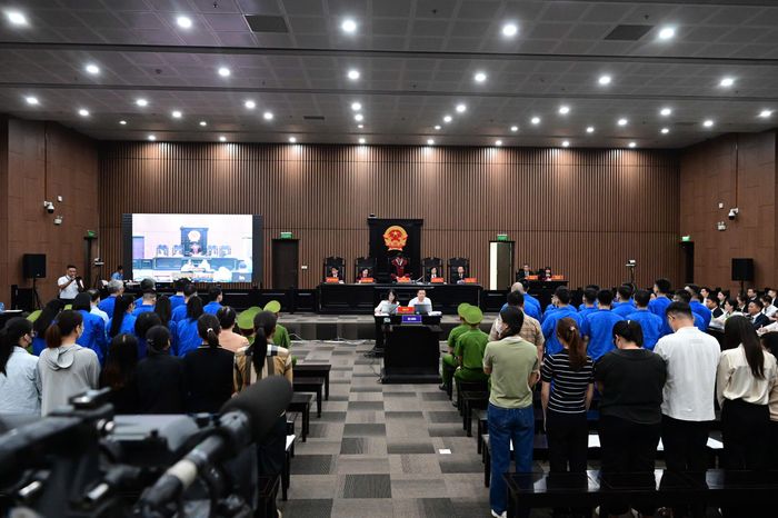 Toàn cảnh phiên tòa sơ thẩm.