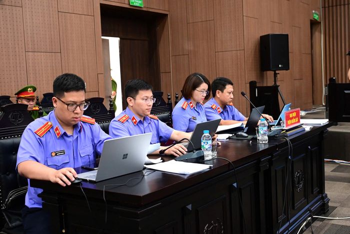 Đại diện VKSND tham gia công tố tại phiên tòa vụ Mr Pips.