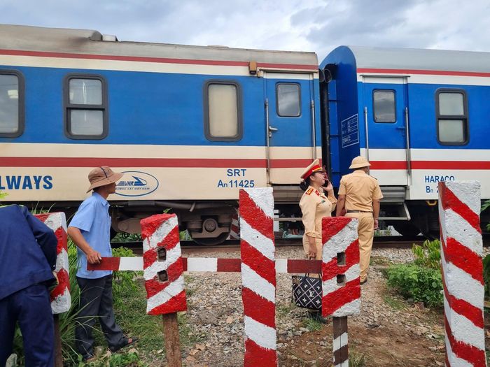 Lực lượng chức năng đã đóng nhiều lối đi tự mở qua đường sắt trên địa bàn Gia Lai để đảm bảo ATGT.