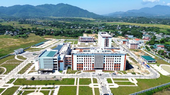 Theo báo cáo của Sở Xây dựng, tính đến ngày 20/10, tổng giá trị khối lượng hoàn thành của giai đoạn 1 ước đạt 1.047,45 tỷ đồng, tương đương khoảng 95,5% giá trị hợp đồng.