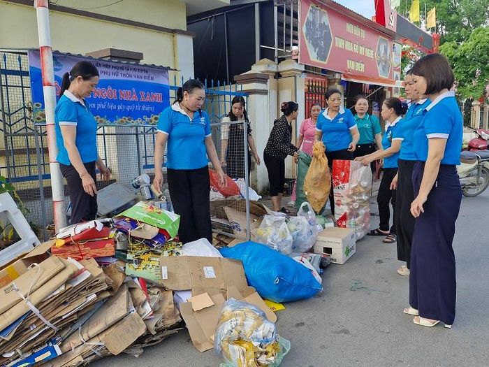 Mô hình "Ngôi nhà xanh" ở xã Phú Xuyên phát huy hiệu quả trong việc thu gom phế liệu, gây quỹ vì an sinh xã hội (Ảnh: PV).