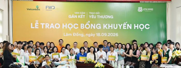 Những suất học bổng khuyến học tiếp thêm động lực để sinh viên có hoàn cảnh khó khăn tại trường Đại học Đà Lạt (Lâm Đồng) vững bước trên con đường học tập.