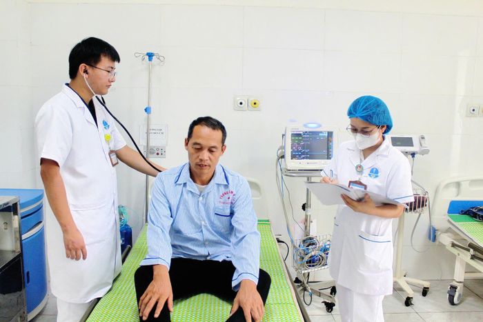 Nhiều ca bệnh khó, phức tạp đã được các bác sĩ Khoa Cấp cứu - Hồi sức tích cực - Nhi (TTYT khu vực Phúc Yên) điều trị kịp thời.