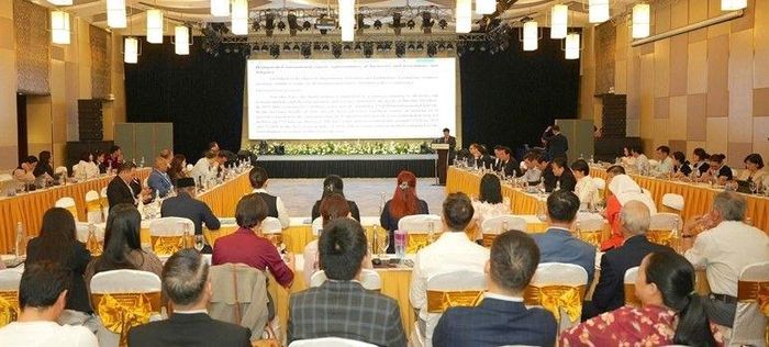 Hội thảo quy tụ khoảng 100 đại biểu của Việt Nam và quốc tế.