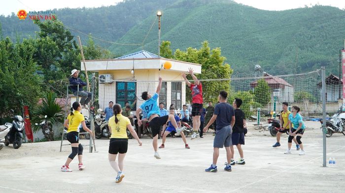 Thực hiện hiệu quả phong trào “Toàn dân rèn luyện thân thể theo gương Bác Hồ vĩ đại” trên địa bàn xã Phúc Lộc. Ảnh: Đồng Thưởng.
