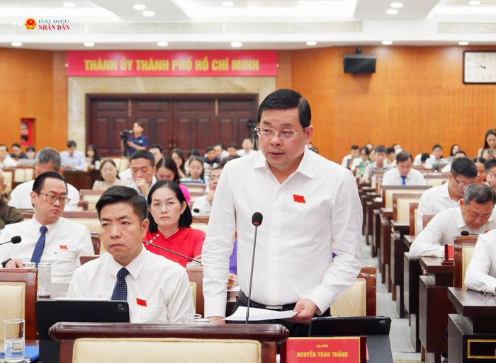 Giám đốc Sở Nông nghiệp và Môi trường TP. Hồ Chí Minh Nguyễn Toàn Thắng phát biểu. Ảnh: Hoa Lê