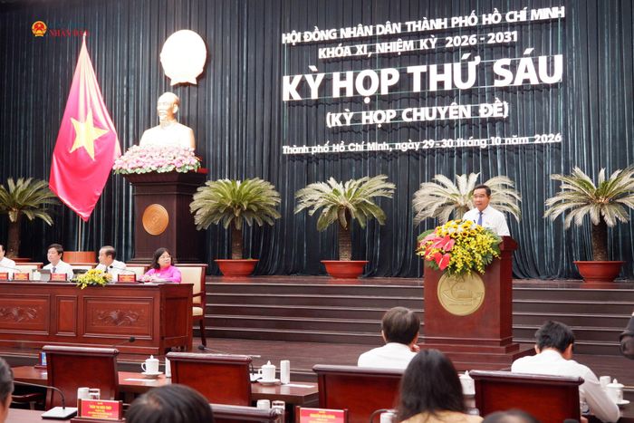 Phó Bí thư Thành ủy, Chủ tịch UBND TP. Hồ Chí Minh Nguyễn Văn Được phát biểu. Ảnh: Hoa Lê