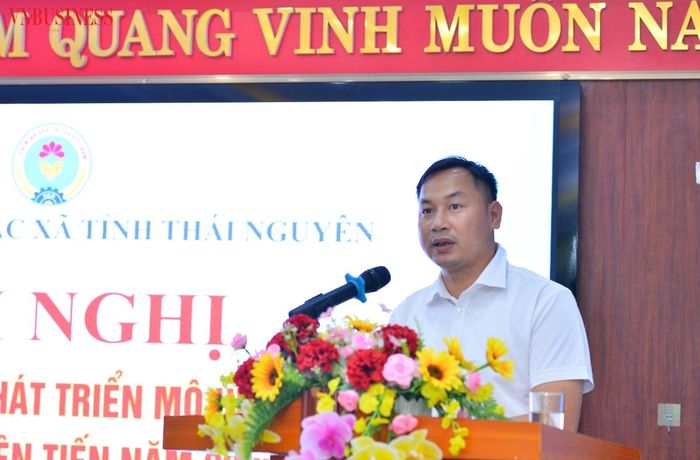 Ông Tống Văn Viện, Chủ tịch HĐQT, Giám đốc HTX Nông sản Phú Lương phát biểu tại Hội nghị.