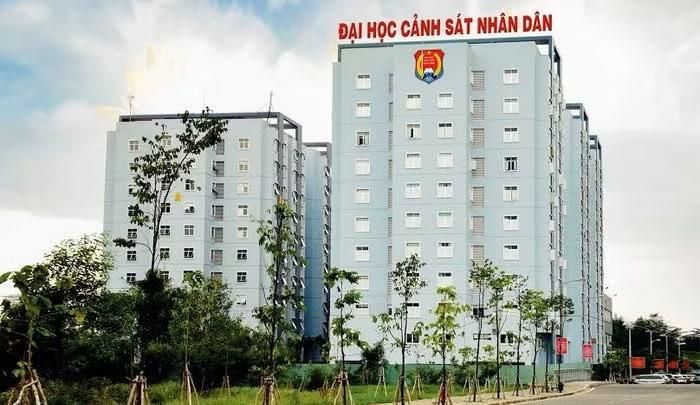 Trường Đại học An ninh nhân dân và Đại học Cảnh sát nhân dân sẽ được sáp nhập và trở thành phân hiệu của Học viện An ninh nhân dân, Học viện Cảnh sát nhân dân tại TP Hồ Chí Minh từ ngày 1/12.