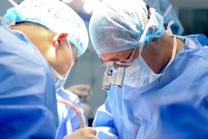 Một ca ghép tim tại Bệnh viện Hữu nghị Việt Đức.