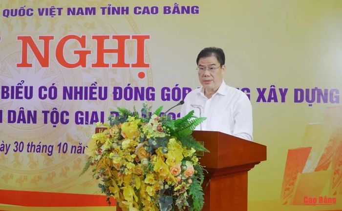 Phó Bí thư Tỉnh ủy, Chủ tịch Ủy ban MTTQ tỉnh Vũ Hồng Quang phát biểu chỉ đạo hội nghị.
