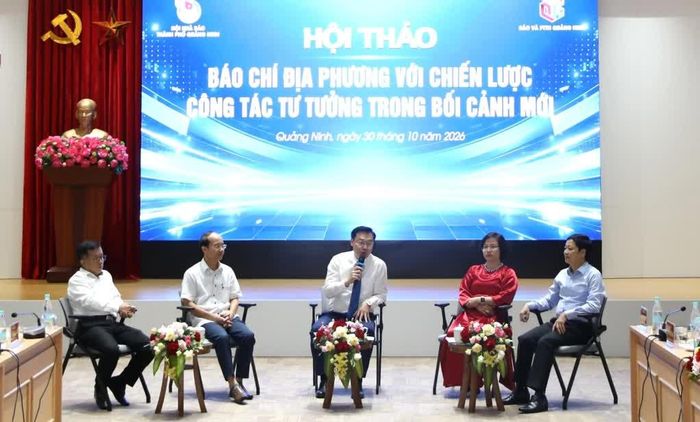Các đại biểu tham gia thảo luận tại hội thảo.