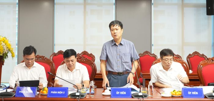 Thành viên Hội đồng nhận xét Đề tài.