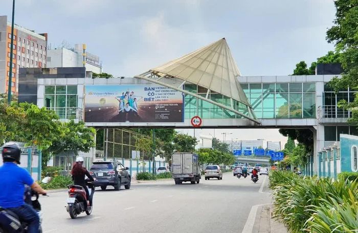 Việc hoàn thiện quy hoạch quảng cáo ngoài trời góp phần nâng cao hiệu quả quản lý đô thị.